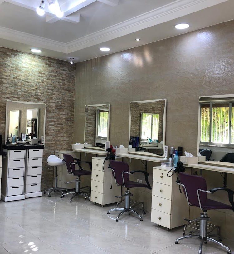Lara Salon